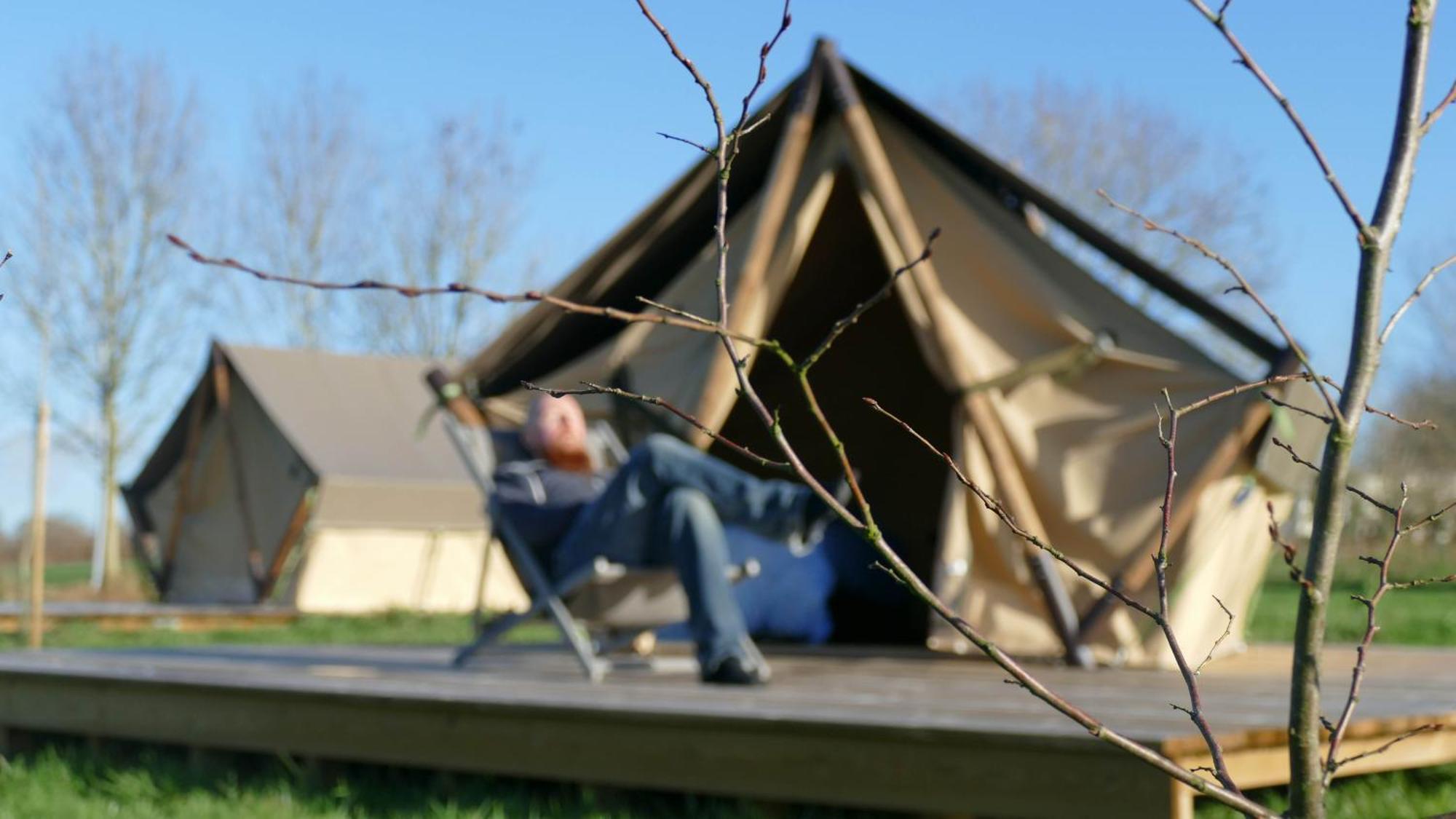 Camping A La Ferme - Hebergements Insolites Cerisy-la-Foret Exterior photo